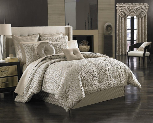 Astoria Sand Bedding Ensemble - 846339047411