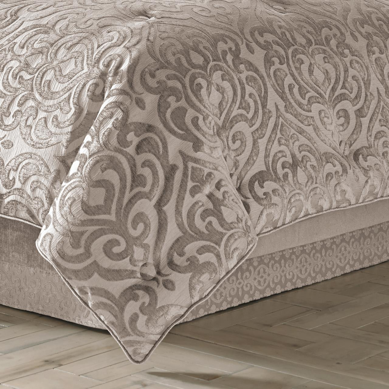 Sicily Pearl Bedding Collection -