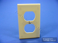 New Leviton Ivory 1-Gang Outlet Cover Duplex Receptacle Plastic Wallplate 86003
