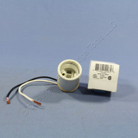 Pass & Seymour Keyless Porcelain Lampholder Medium Light Socket 660W 250V 10085