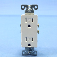 Cooper White TAMPER RESISTANT Duplex Receptacle Outlet NEMA 5-15R 15A Bulk TR1107W