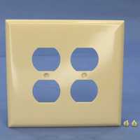 Pass & Seymour Ivory Oversized Jumbo Thermoset 2-Gang Outlet Cover Duplex Receptacle Plastic Wallplate SPO82-I