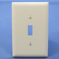 P&S TrademasterJumbo 1-Gang Light Almond Thermoplastic Unbreakable Nylon Toggle Switch Wallplate Cover TPJ1-LA