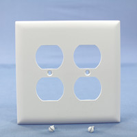 Pass & Seymour TrademasterJumbo White 2-Gang Outlet Cover Duplex Receptacle Thermoset Plastic Wallplate TPJ82-W