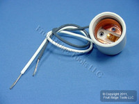 Leviton Porcelain Lamp Holder 15° Snap-In Spring Clip Light Socket 660W 8054-F