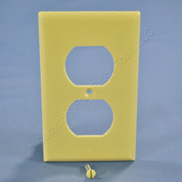 Ivory 1-Gang Plastic Thermoset Duplex Outlet Receptacle Cover Wallplate 31226