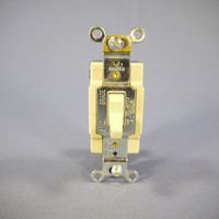 Cooper Ivory COMMERCIAL Toggle Wall Light Switches 4Way 15A 120/277V Bulk CS415V