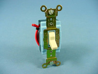 Leviton Ivory INDUSTRIAL PIGTAIL 3-Way Toggle Light Switch 15A Bulk 1242-I-001