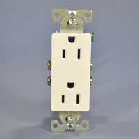 Cooper White Decorator Receptacle Duplex Outlet NEMA 5-15R 15A 125V Bulk 1107W