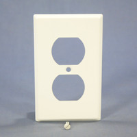 Mulberry White Standard 1-Gang Painted Metal Steel Receptacle Wallplate Duplex Outlet Cover 86101
