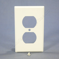 Mulberry White Standard 1-Gang Painted Metal Steel Receptacle Wallplate Duplex Outlet Cover 86101
