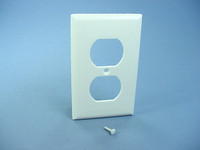 New Cooper White 1-Gang Outlet Cover Duplex Receptacle Thermoset Wallplate 2132W