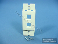Leviton Quickport Sand Acenti 2-Port Wallplate Insert AC642-SND