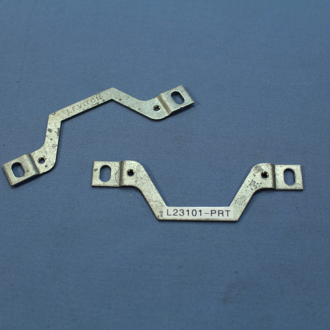 🏠 2 Leviton Decora Dimmer Switch Mounting Fastening Metal Yoke Straps