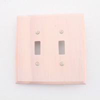 Leviton Whitewashed Wood 2-Gang Toggle Switch Cover Wallplate Switchplate 89209-CHR