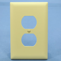 Pass and Seymour Ivory Trademaster1-Gang Jumbo Unbreakable Receptacle Nylon Wallplate Duplex Outlet Cover TPJ8-I