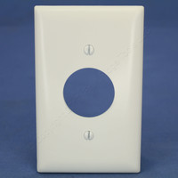 Pass and Seymour Trademaster White 1.406" Single Receptacle 1-Gang Outlet Unbreakable Wallplate Nylon Cover TP7-W
