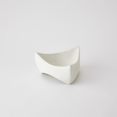 Global Views Landre Triangle Bowl