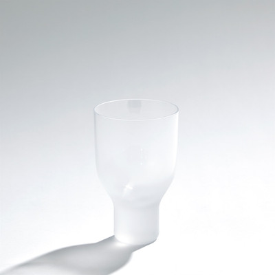 Global Views Nelle Glass - Short