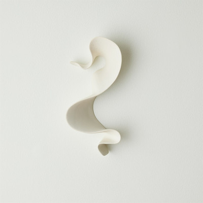 Studio A Tempest Wall Ribbon - White - Sm