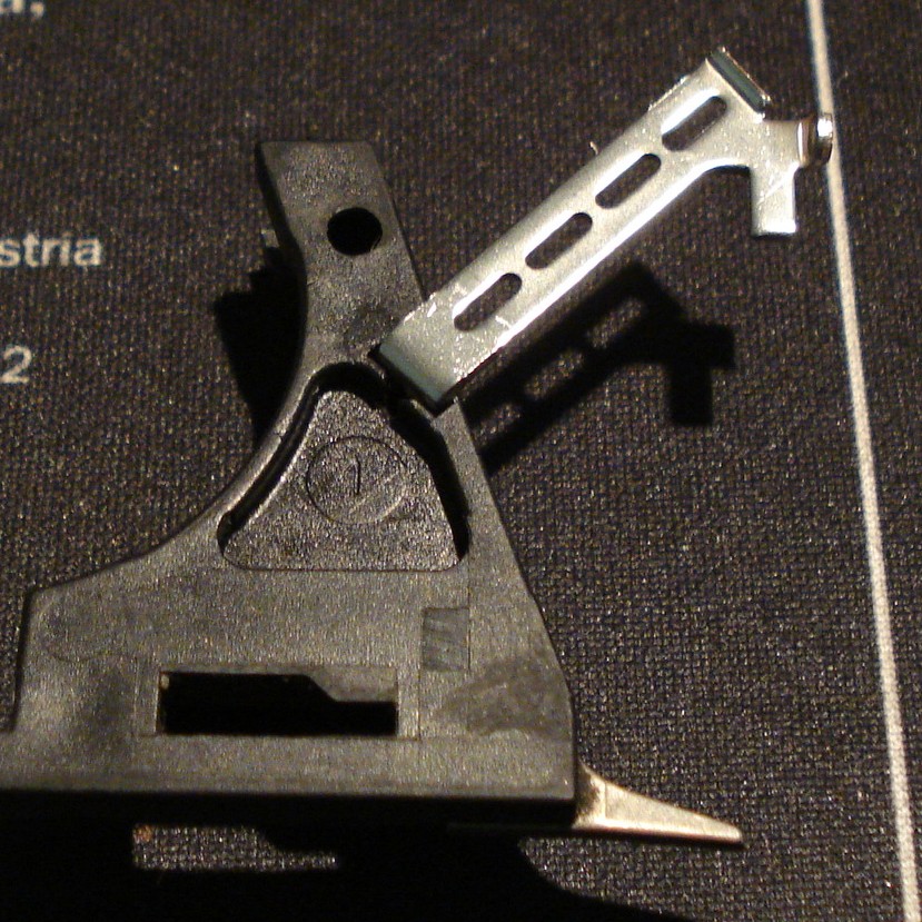 Adjusting the bend angle Adjusting the bend angle