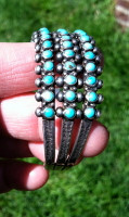 ZUNI PAWN VINTAGE SNAKE EYE PETTIPOINT TRIPLE ROW TURQUOISE BRACELET