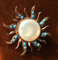 VINTAGE PAWN CENTRAL PEARL SUN BROACH PIN TURQUOISE ROUND ACCENTS