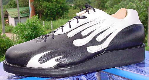 size 2 tennis shoes