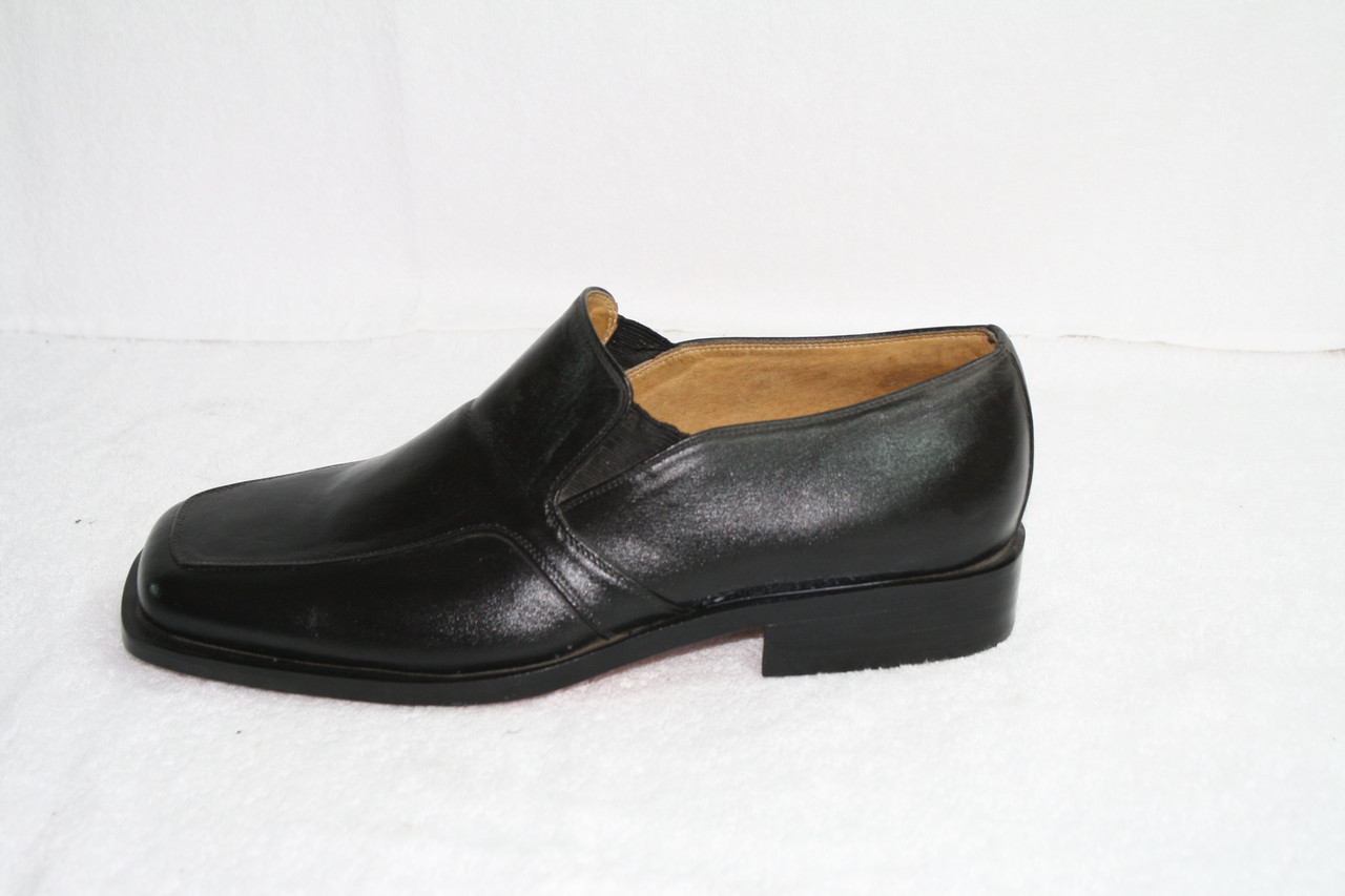 blue and black men's dress shoes