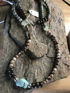 WN06 Turquoise Nugget Stone Necklace