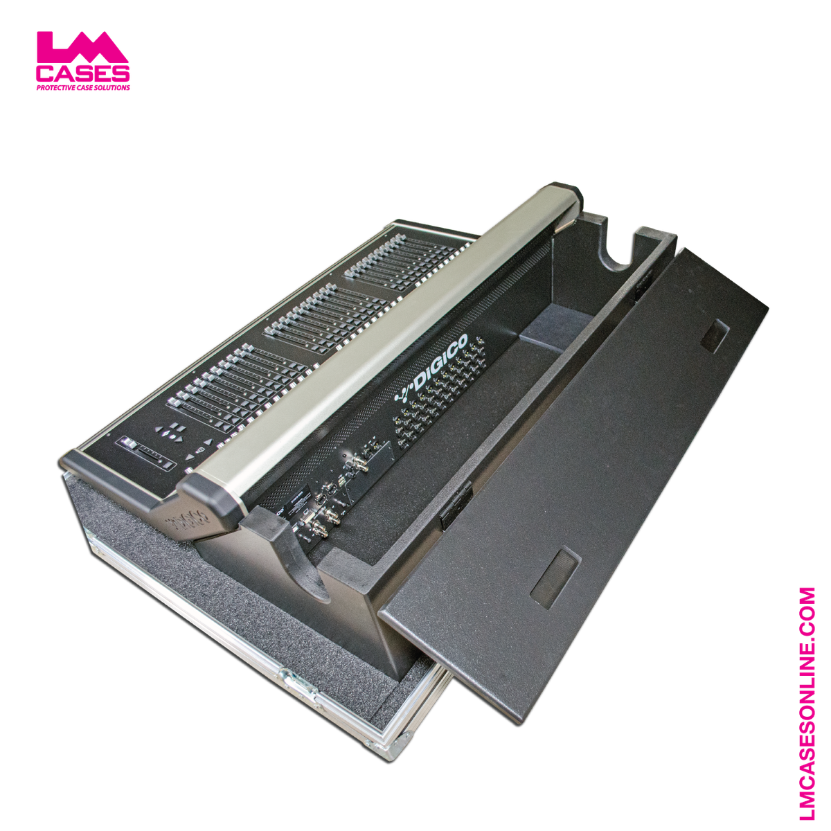 Digico S31 Flight Case w/Doghouse - LM Cases Online Store