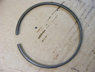 Johnson Evinrude 80-85-90-100-115-140-150 HP Seal Ring Crankshaft 319244 Bearing