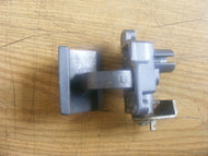 Yamaha 200-225-250-300 Latch Lever Plate 68F-42828-00-94 Clamp Cowling