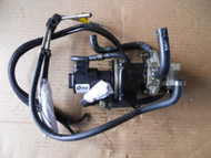 Johnson Evinrude 90 HP Oil Injector 5001479 Lift Pump 439565 43978 Bracket 344845