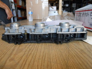 Johnson Evinrude 135-150-175 Intake Manifold Plate 0346148 Assy 335193 Throttle Body