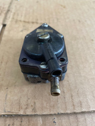 Johnson Evinrude  85-90-100-110-112-115 Fuel Pump 433387