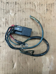 Johnson Evinrude  85-90-100-110-112-115 Relay 584416 Trim Tilt Connector 511866