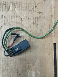 Johnson Evinrude  85-90-100-110-112-115 Trim Tilt Connector 511866 Relay 584416