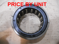 Johnson Evinrude 88-150HP Crankshaft Center Bearing Retainer Needle 0387041