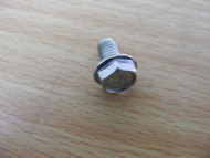 New OEM Johnson Evinrude OMC 10-15-20-25-35 Screw Inner Handle Retaining 336481