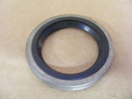 NEW OEM Johnson Evinrude OMC 120-140-165-175-190-225-235 HP Seal 981195