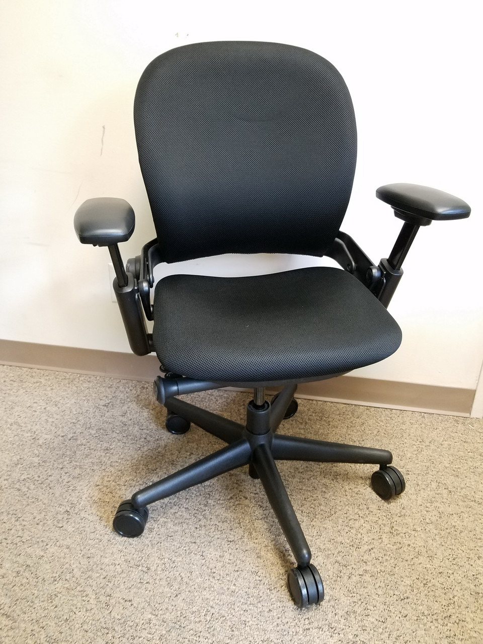 eof steelcase leap v1 ergonomic fully adjustable work chair  refurbished