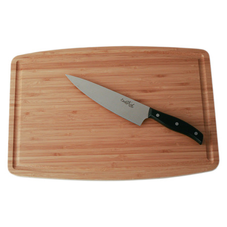 Chop with ease on bamboo cutting board.