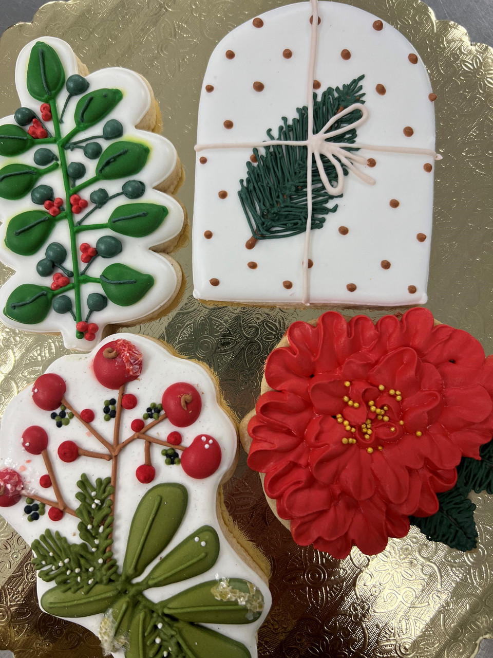 Winter Floral Cookies 12/11 630pm Richardson Cake Carousel Inc.