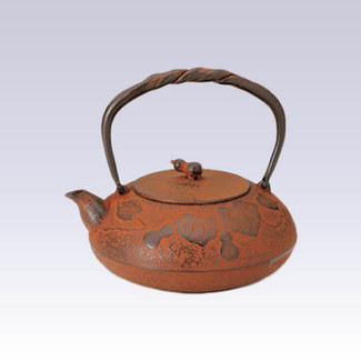 Nanbu Tetsubin : Gourd (Rust color) - 1.2 Liter - Japanese cast iron teapot kettle