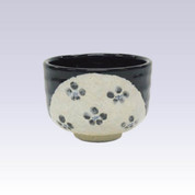 Tokoname-yaki - Mini matcha bowl - Ume Plum black glaze