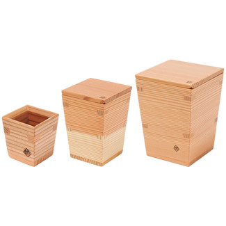 Nikko cedars carafe & cup - Tokkuri server bottle, sakazuki - Japanese wooden ware