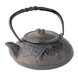 Nanbu Tetsubin - Hisago (Gourd design) 0.4 Liter : Japanese Cast Iron Tea Pot