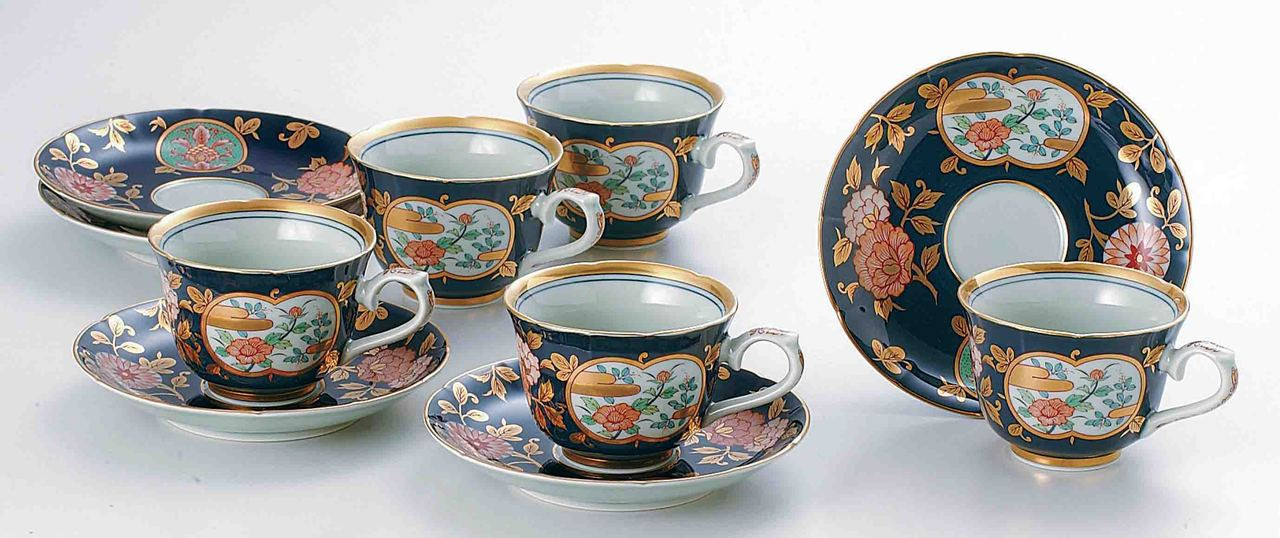 Heritage] Imari : Old Imari Design Golden Floral - 5 Coffee Cups & Saucers  Set - Japanese Porcelain w Box