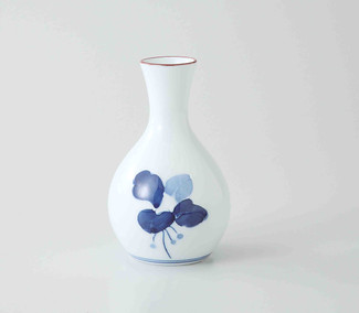 Sake Bottle & 2 Cups Set : Manryo - Japanese Hasami Porcelain